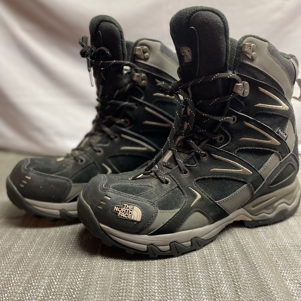The North Face Boot Mens -HydroSeal, Primaloft Sz 10M US